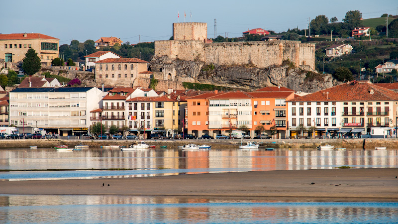 ���-�������-��-��-������� (San Vicente de la Barquera)