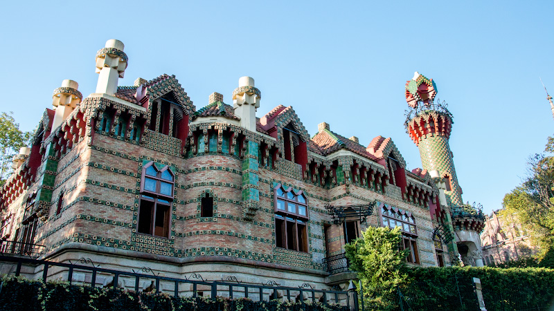 ���-�������� - �������� (Comillas)