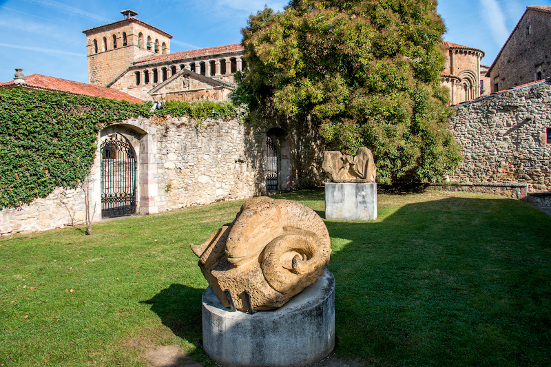 ����������-����-��� (Santillana del Mar)