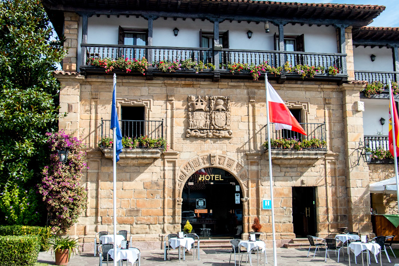 ����������-����-��� (Santillana del Mar)