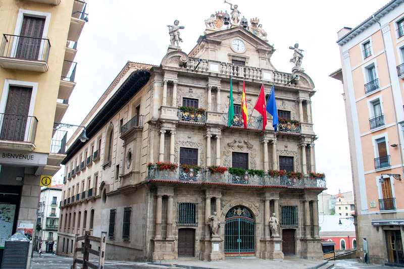 ������ - �������� (Pamplona)