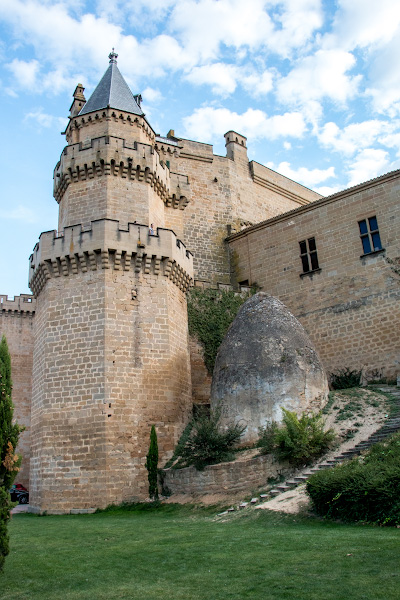 ����� (Olite)