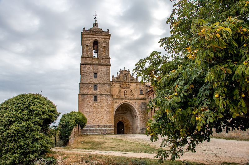 ��������� ����� (Monastery of Santa Maria de Irache)
